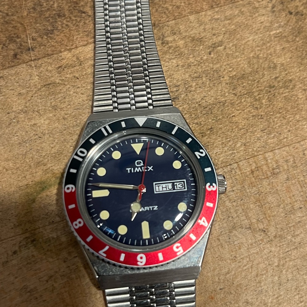 Timex Q Reissue Pepsi. TW2T80700ZV.